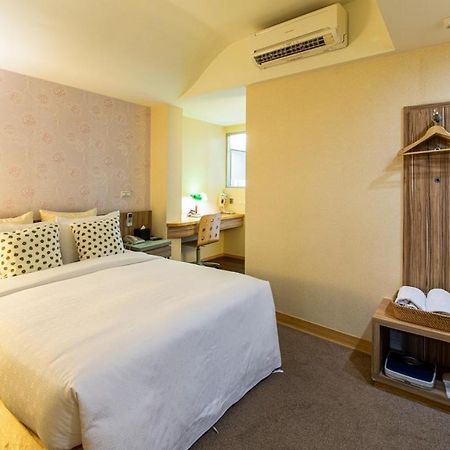 Hotel Color Banciao Экстерьер фото