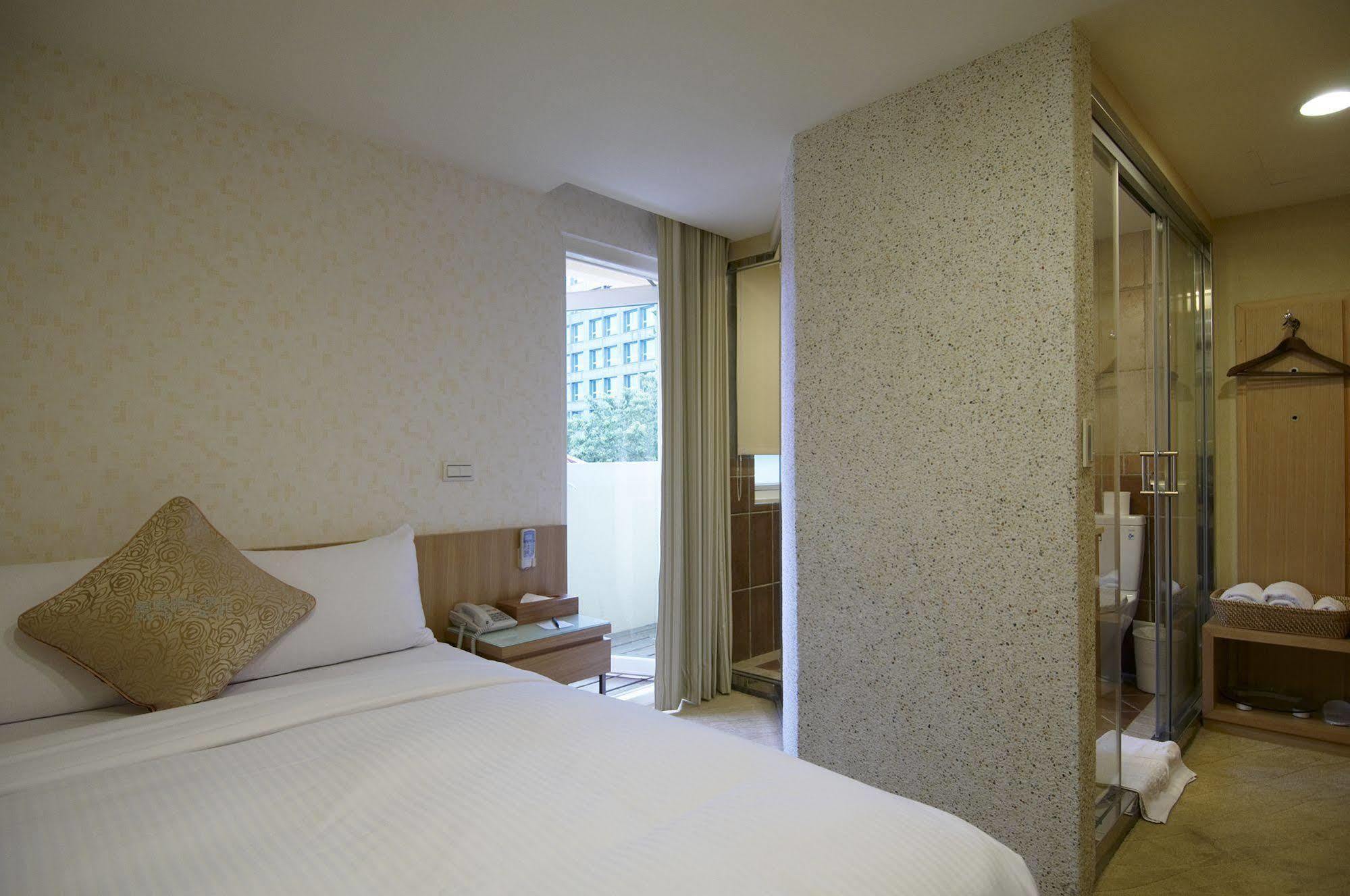 Hotel Color Banciao Экстерьер фото