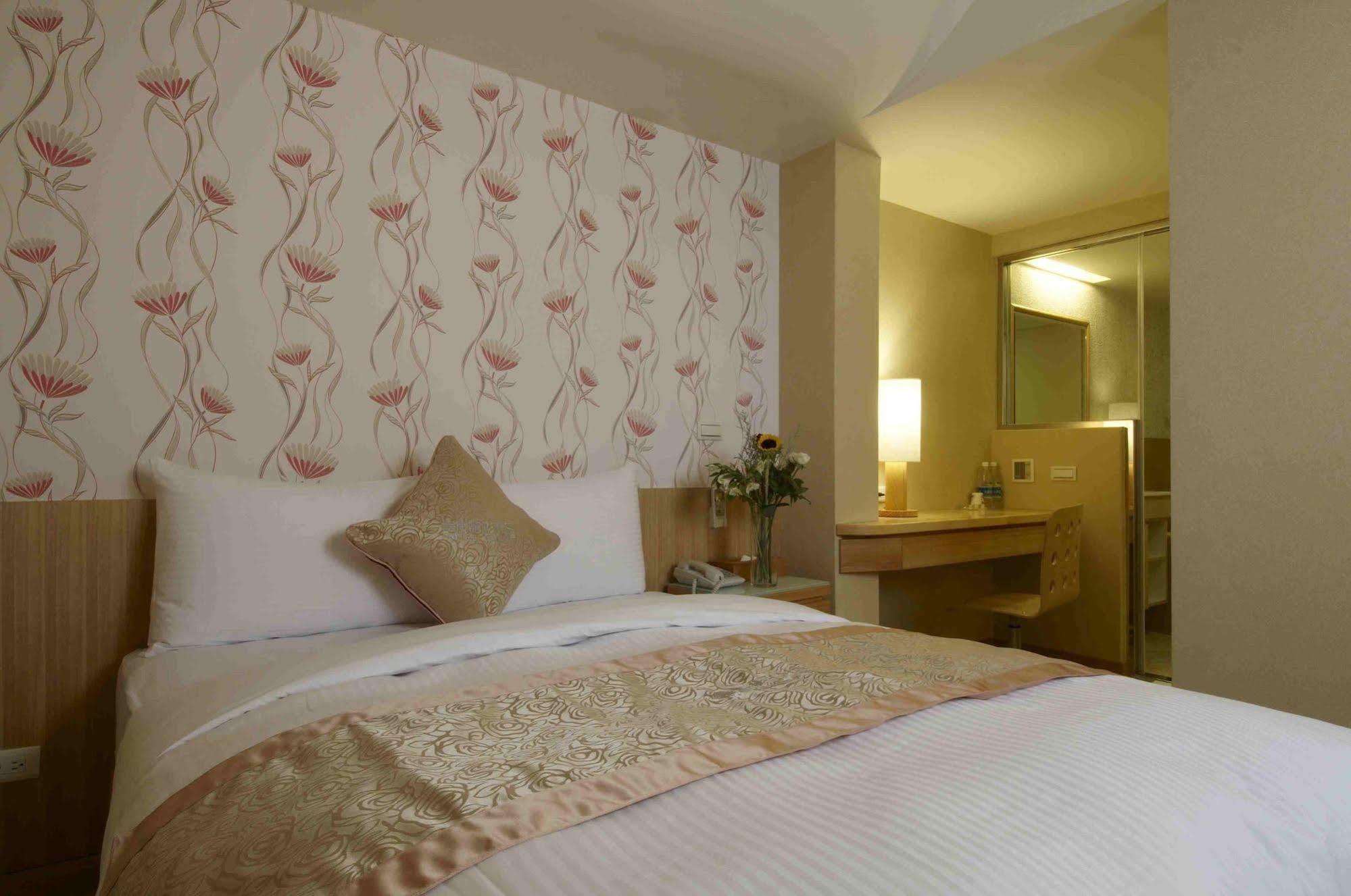 Hotel Color Banciao Экстерьер фото